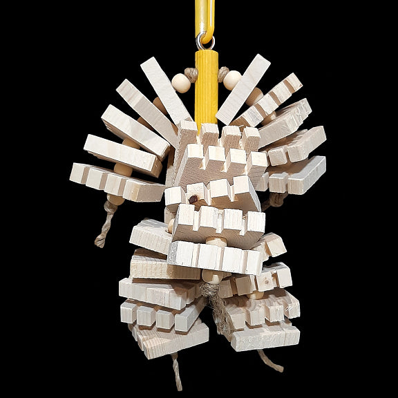 A natural version of our Timber Falls Jr made with 30 uncolored Busy Beaver slices and wood snap beads strung on jute cord from a wooden dowel base. Designed for the beaks who prefer thinner, easy to nibble and chew wood pieces.